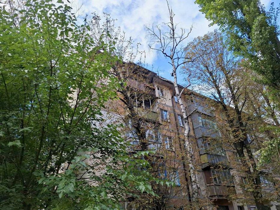 Продам 2 комнатную квартиру на Рабочей