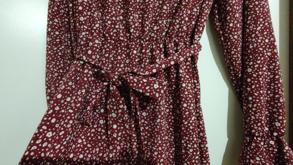 Sukienka bordow-biała rozmiar 40