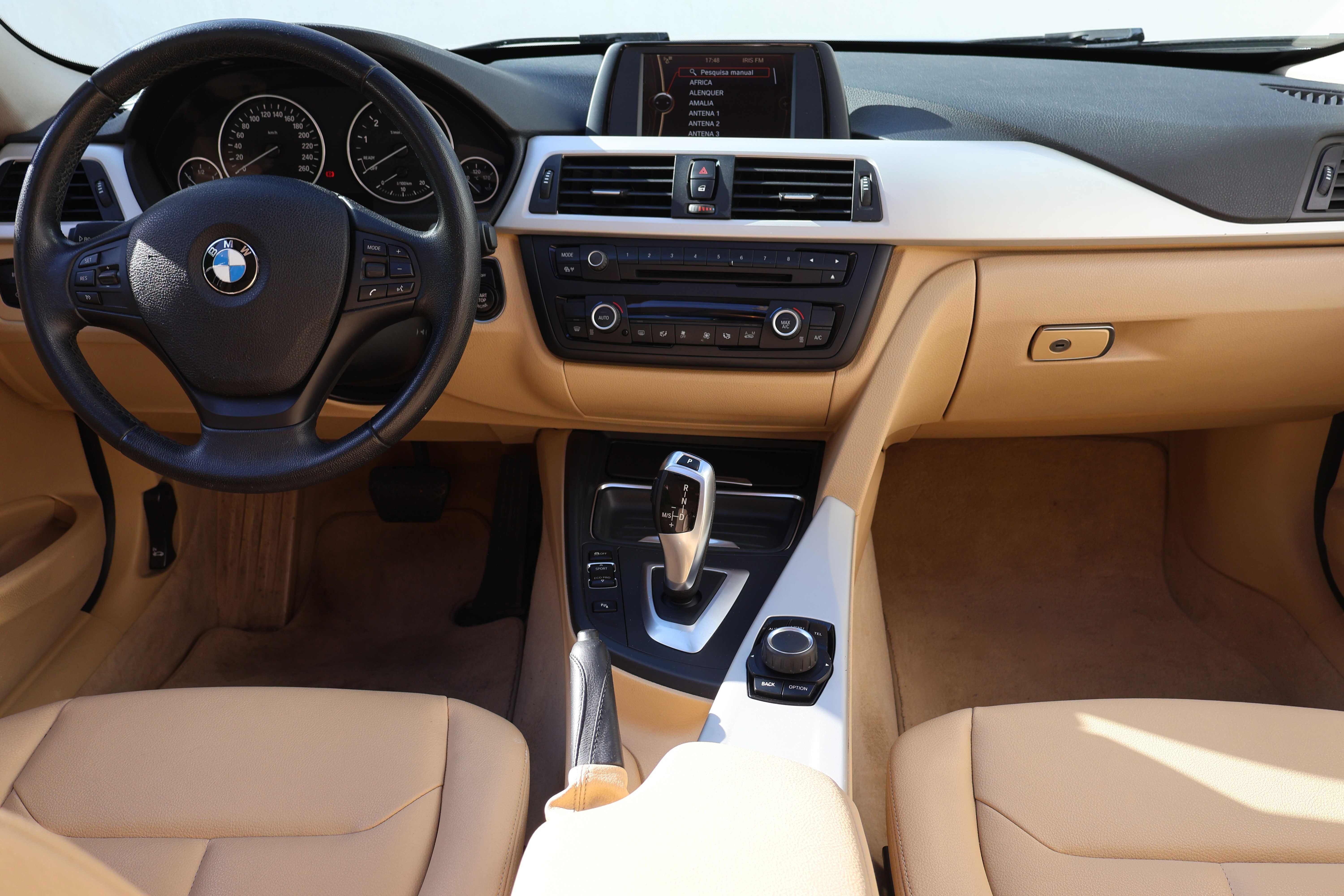 BMW 320i 2.0 Gasolina Automático • APENAS 104.000 km • IMPECÁVEL
