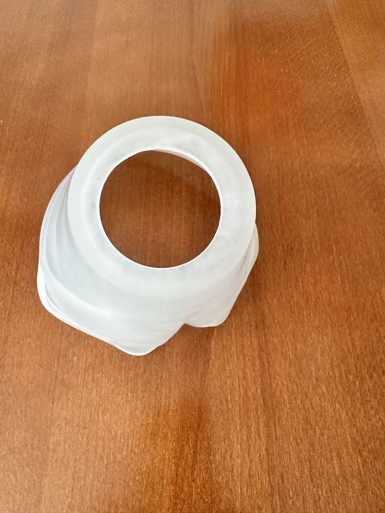 Klosz szklany do lampy bialy E27