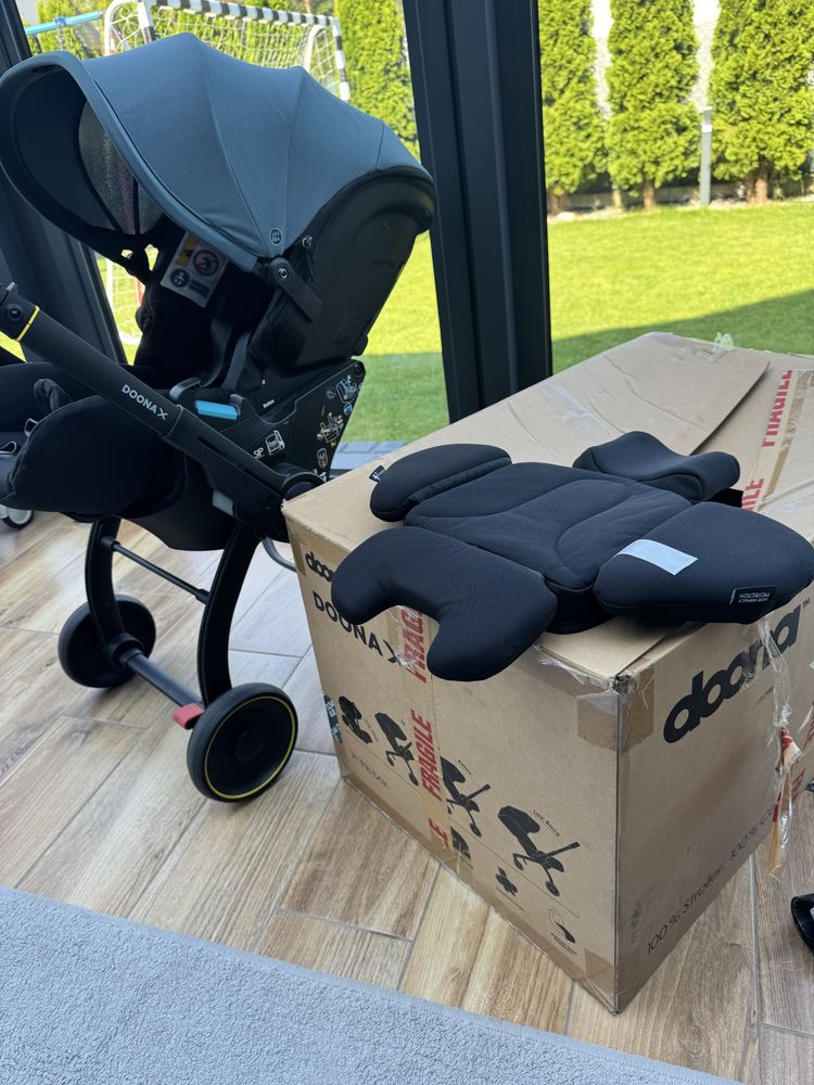 Doona IKS najnowszy Mobilny fotelik samochodowy Doona X - Nitro Black