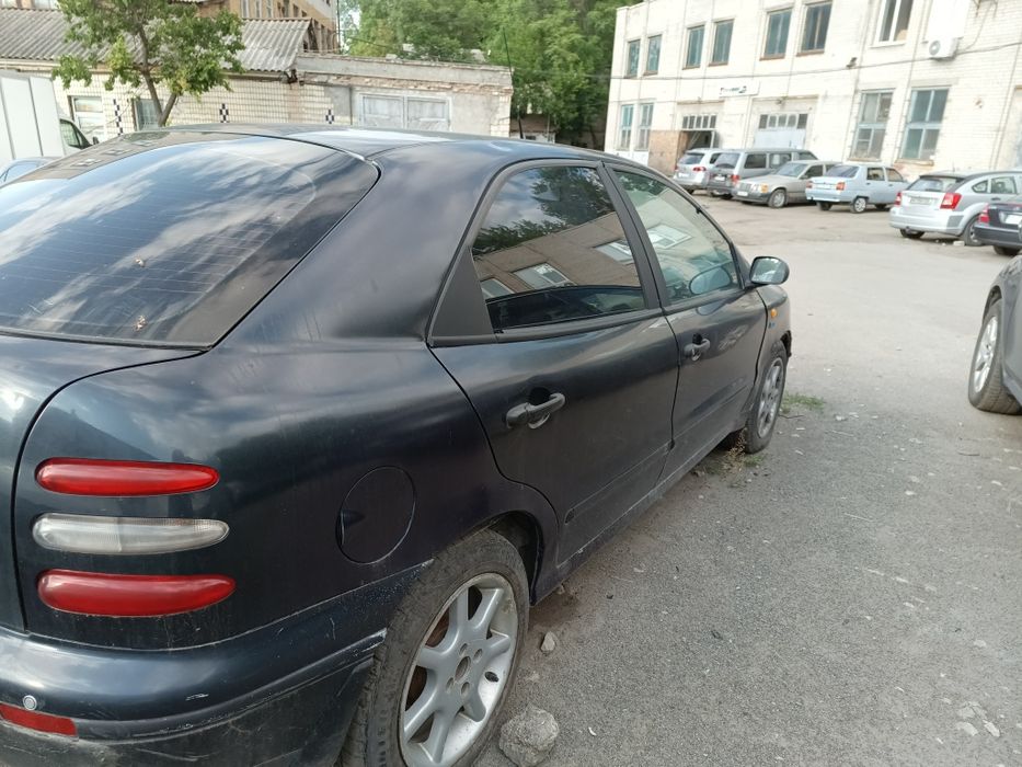 Автівка Фіат брава
