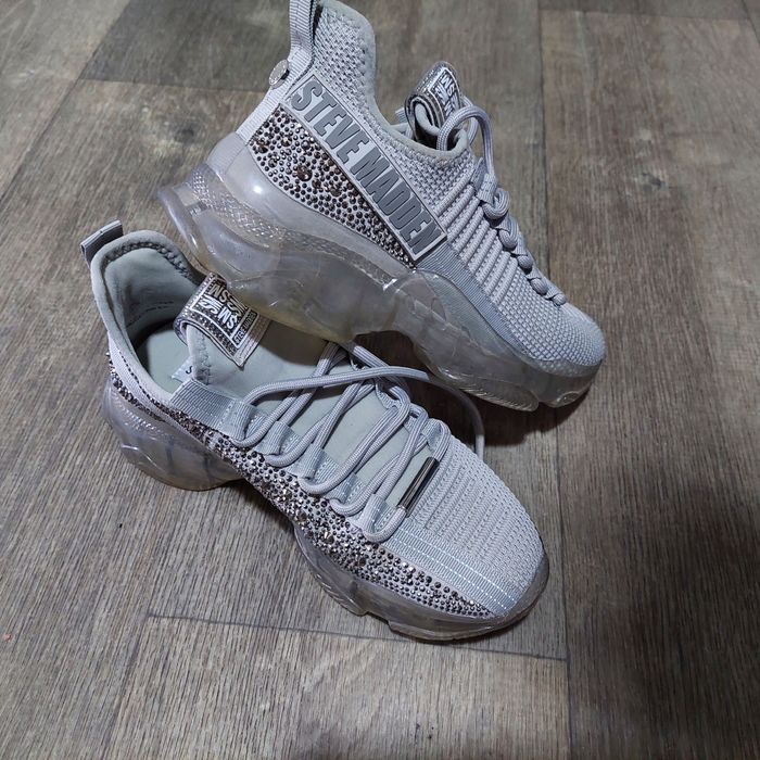 Кросовки жіночі 37р