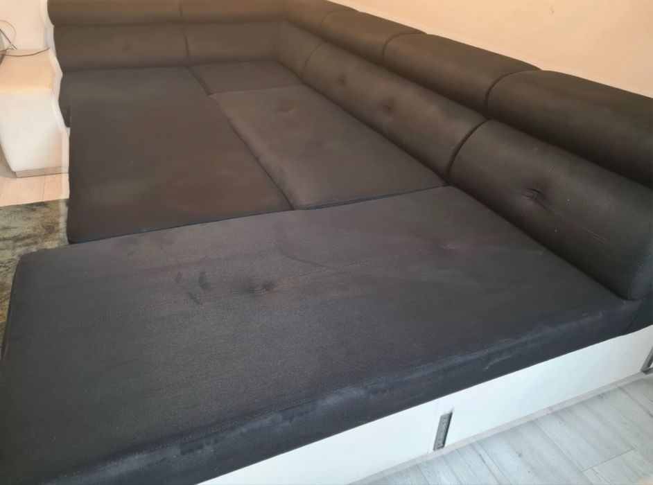 Kanapa narożna z funkcją spania