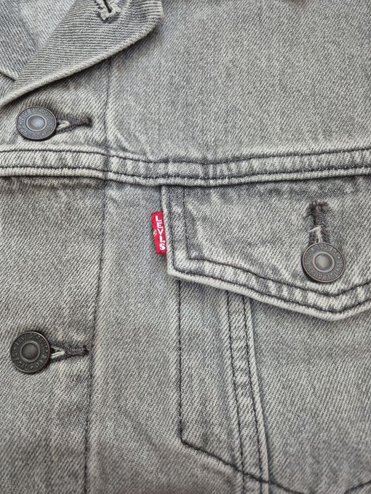 Новий чоловічий джинсовий піджак (джинсовка) levis (S)