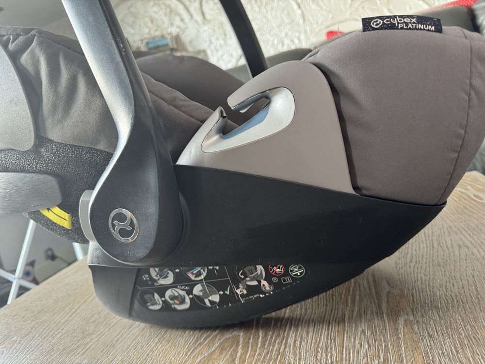 Nosidełko cybex platinum cloud Z i-size