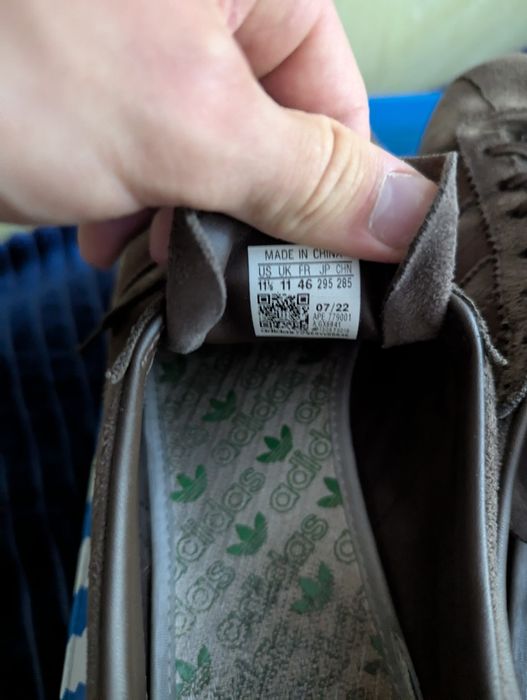 Кросівки Adidas tobacco