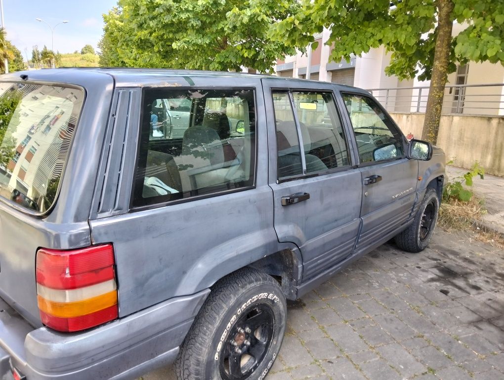 Vendo jeep grande cherokes  2500