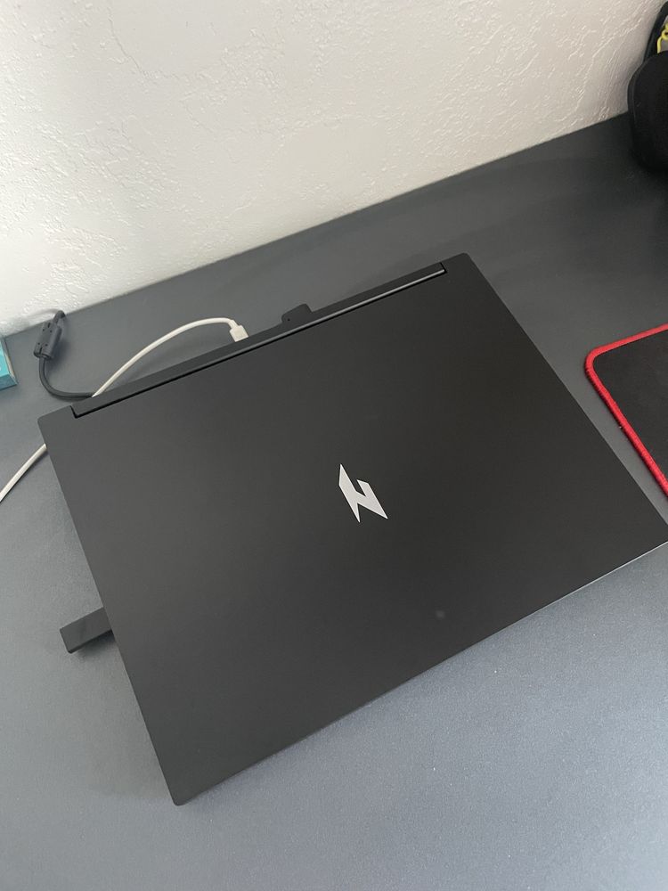 Acer nitro v16 4050 8845HS 16 ОЗУ игровой ноутбук
