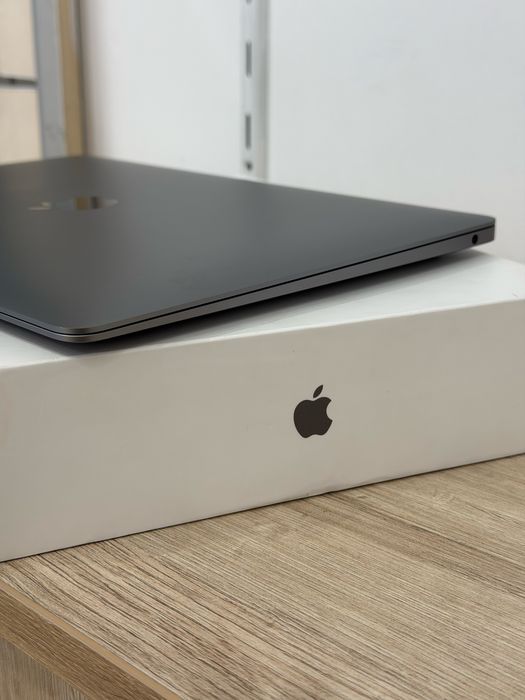 Macbook air m1 8/256 97% ідеал