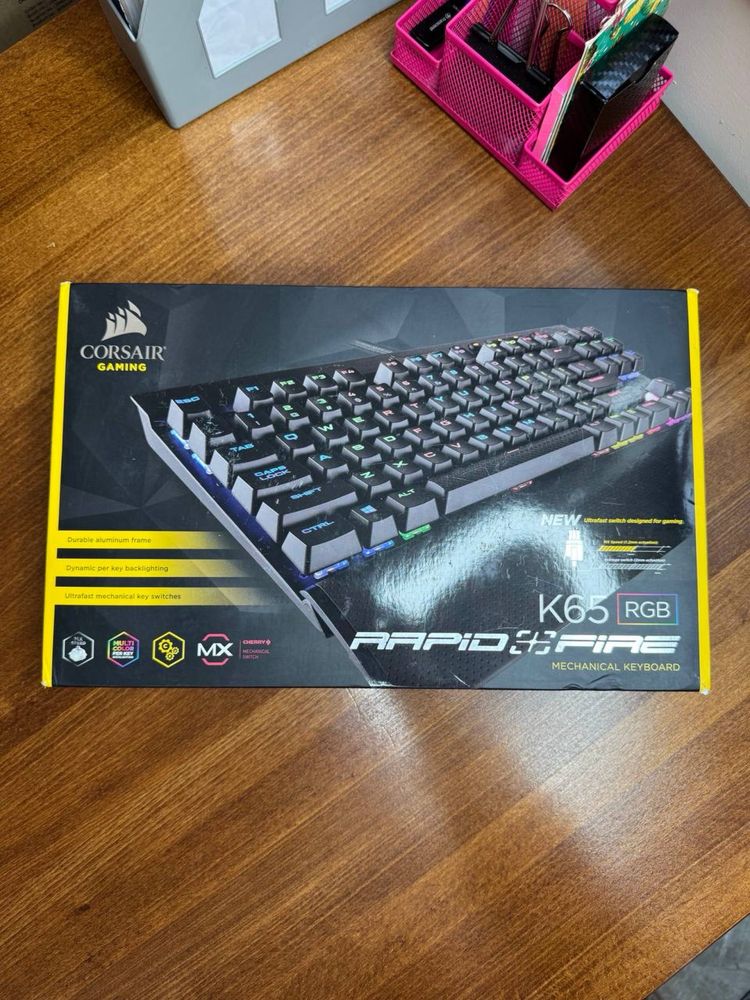 Corsair K65 cherry mx Speed RGB