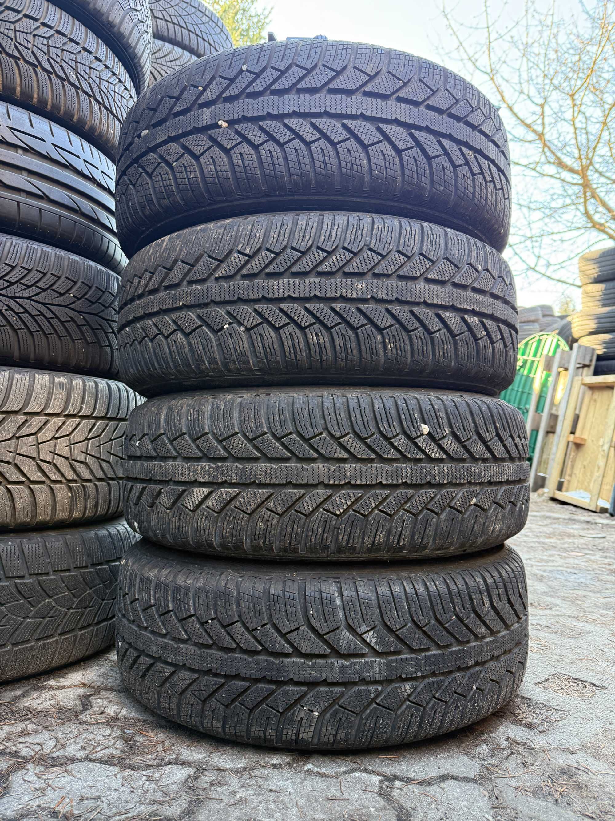 Komplet opon Semperit Master-Grip 2 225/60r17 103H XL 2021 r.