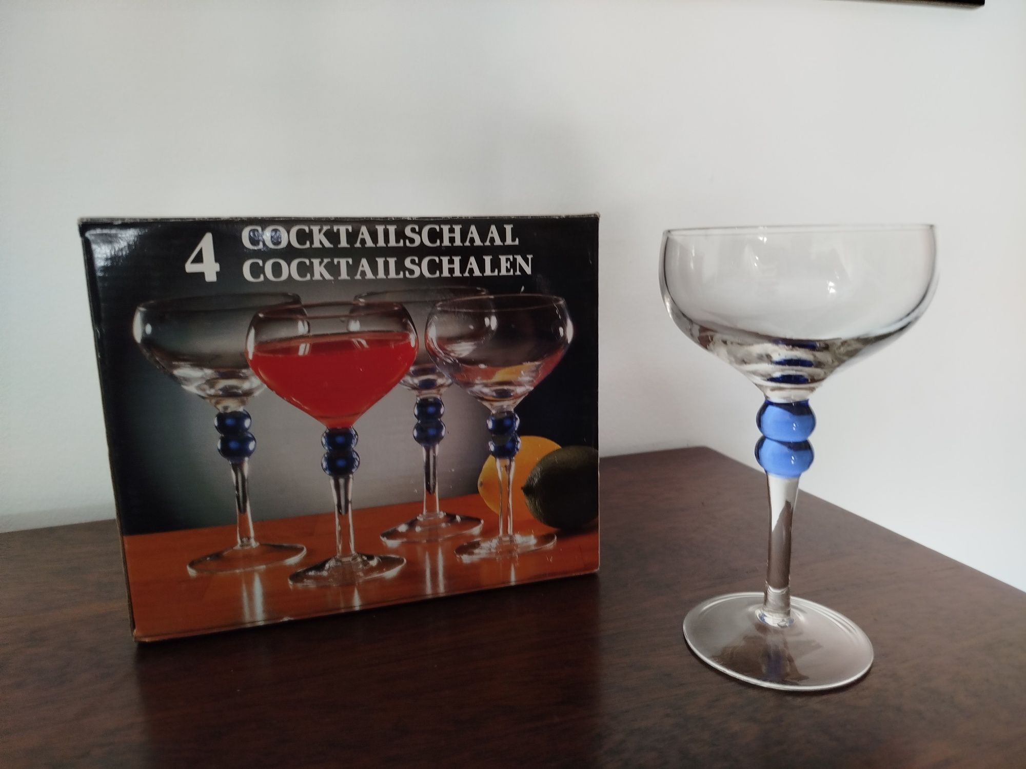 Conjunto 4 copos de cocktail