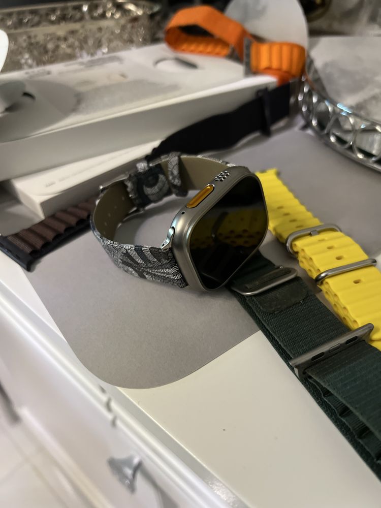 Apple Watch Ultra + 10 pasków