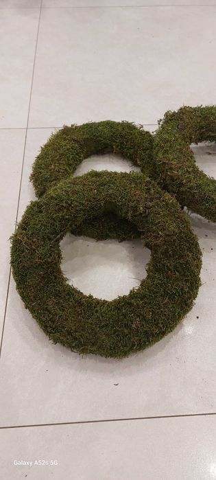 Wianuszki z mchu naturalne