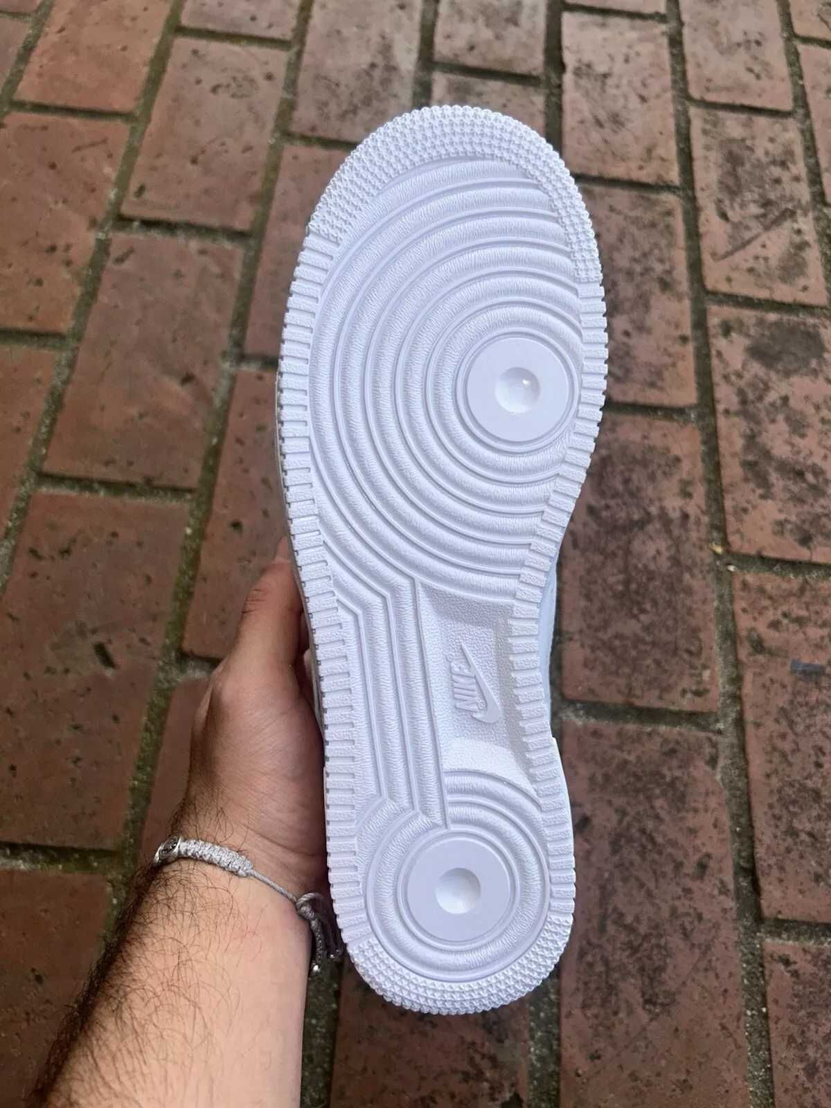 White\Powietrze*DamskieNikeAIrJordan1Travis UnisexTrampki38,5
