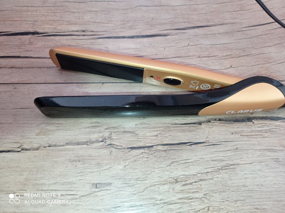 Випрямляч для волосся