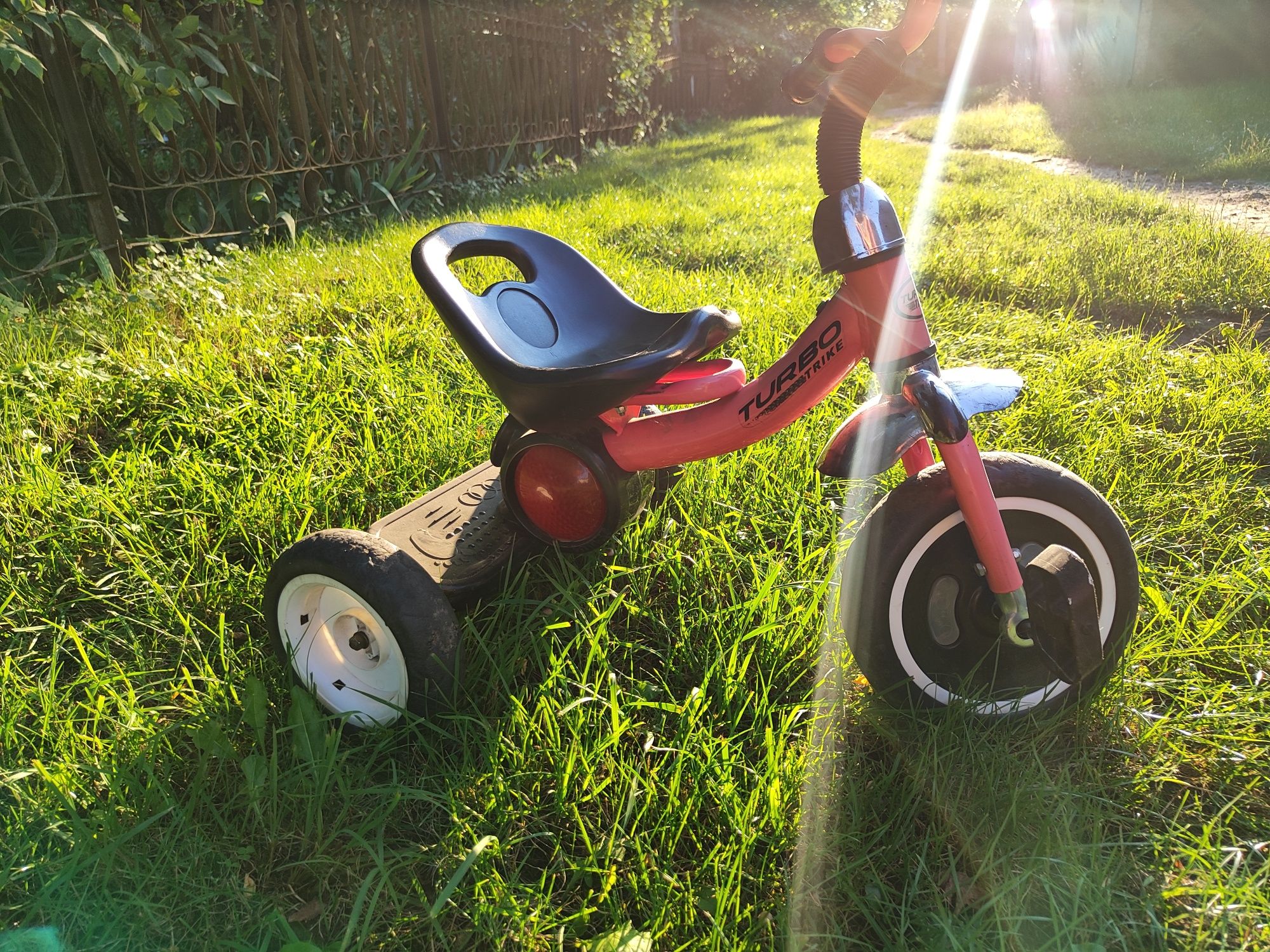 Велосипед трьохколісний дитячий Turbo Trike