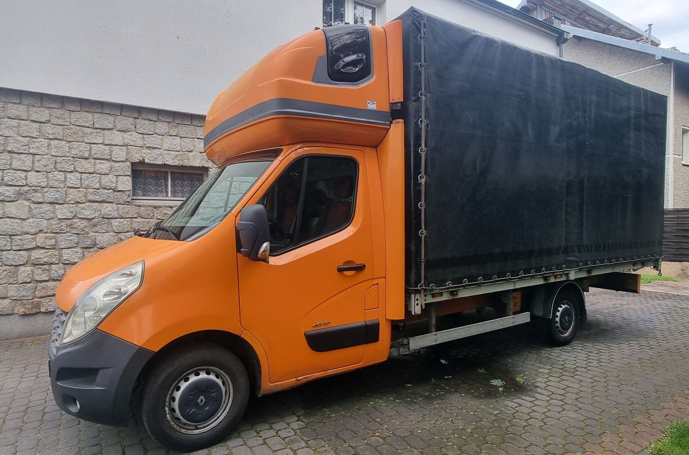 Renault Master III 2.3 DCI 150KM plandeka