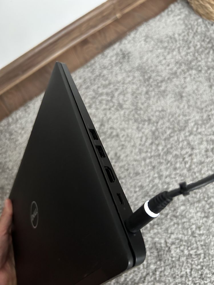 Dell latitude 7490 laptop