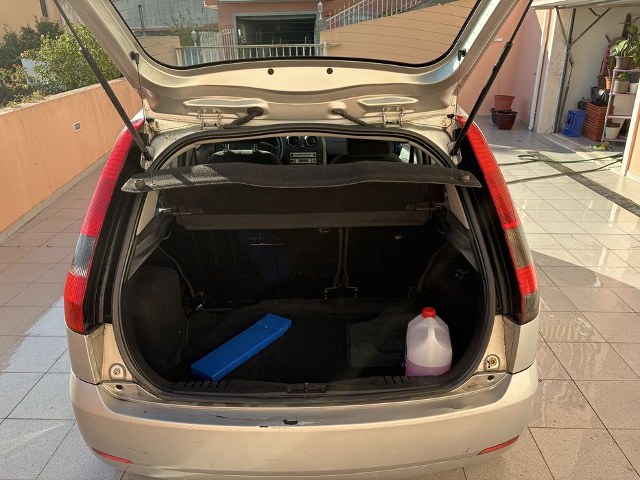 Ford Fiesta (JH1) 2005 1.2