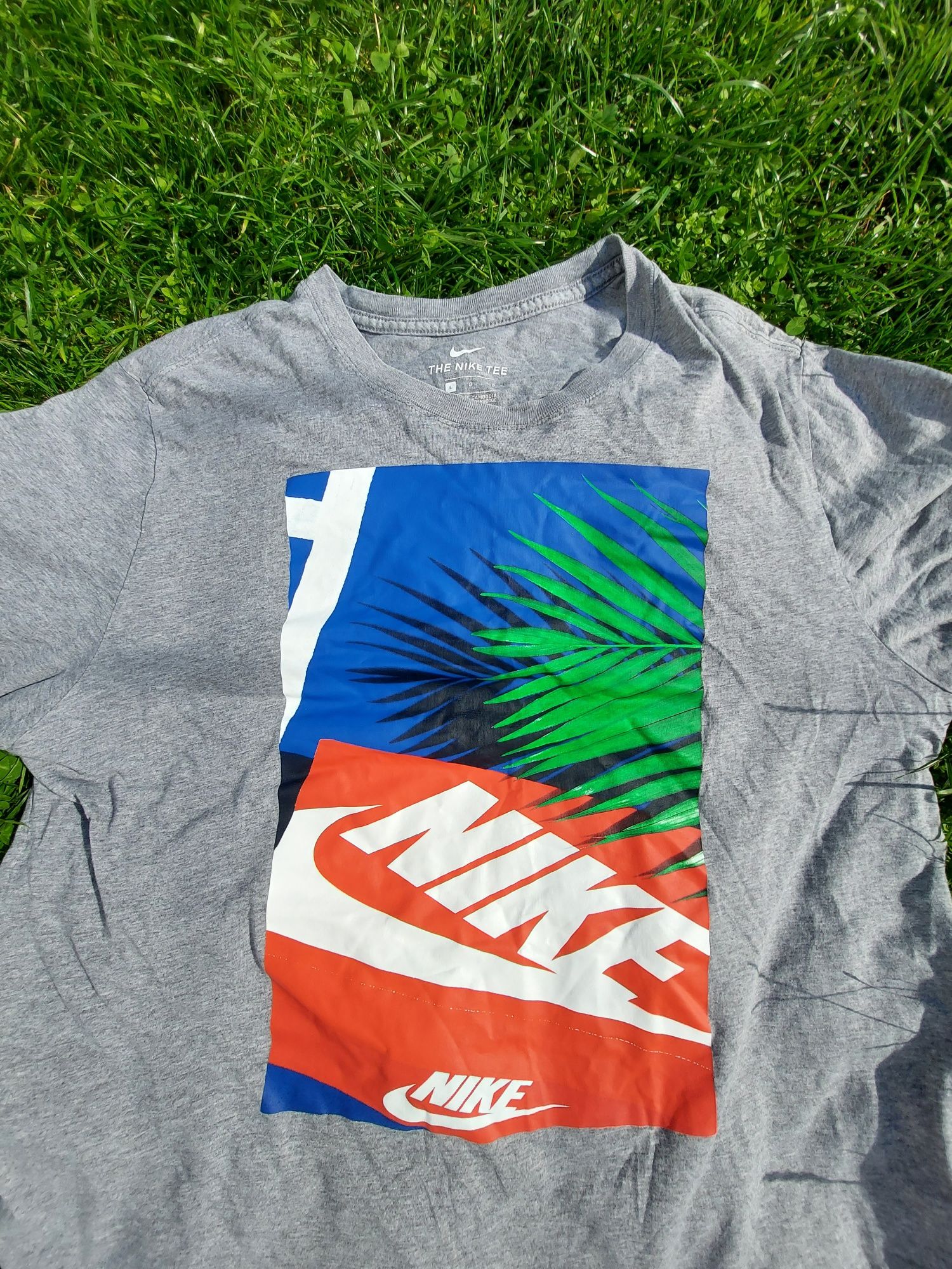Продам Оригінальну Nike футболку, Розмір L, Відправка