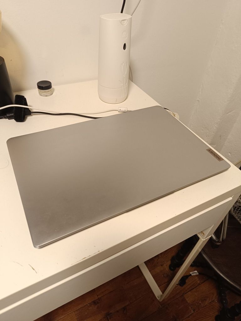 Notebook Lenovo...