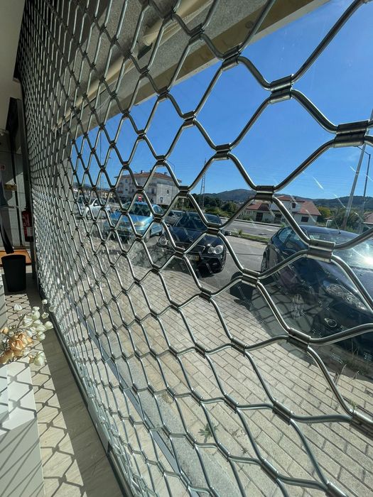 Gradeamento para espaço comercial