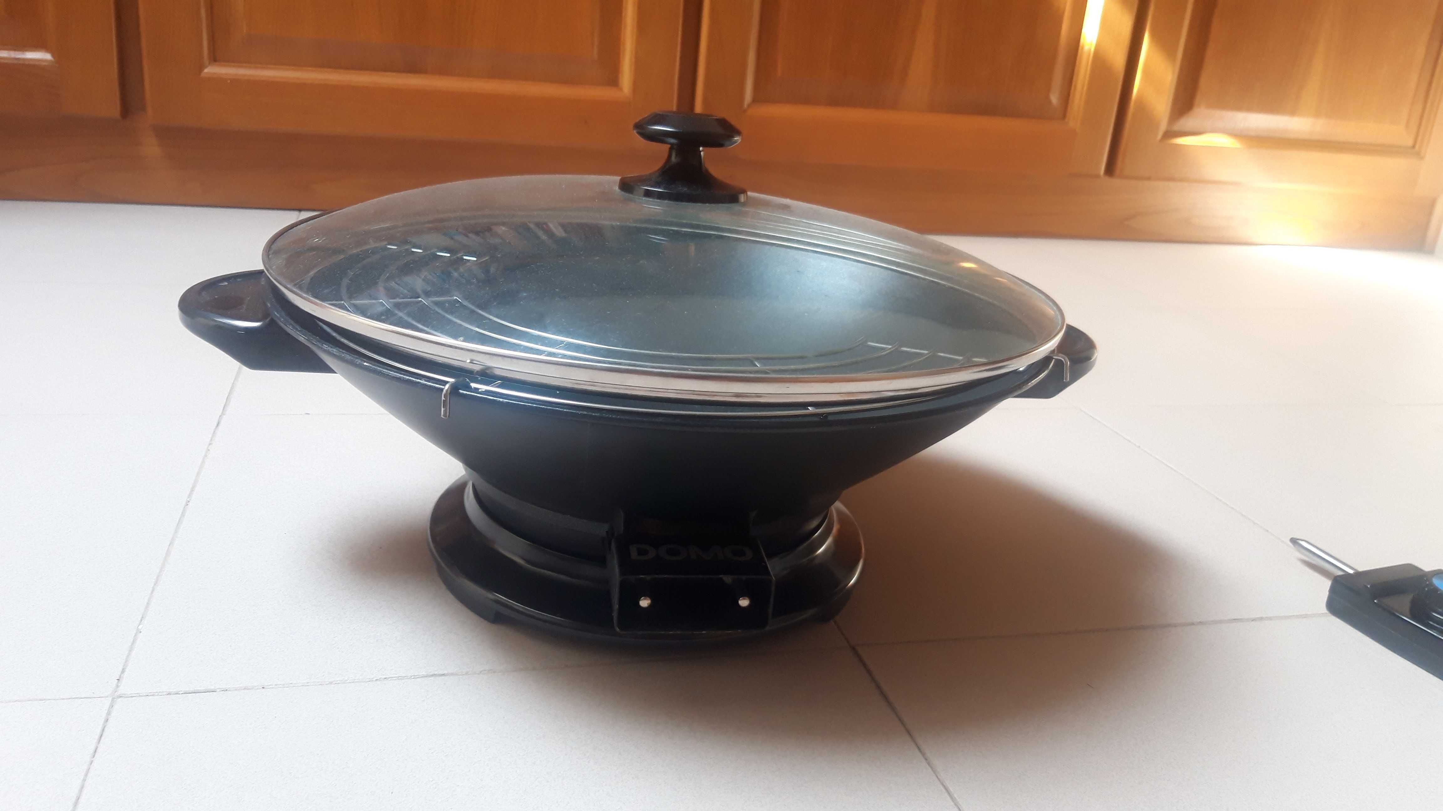 Wok elétrico DOMO