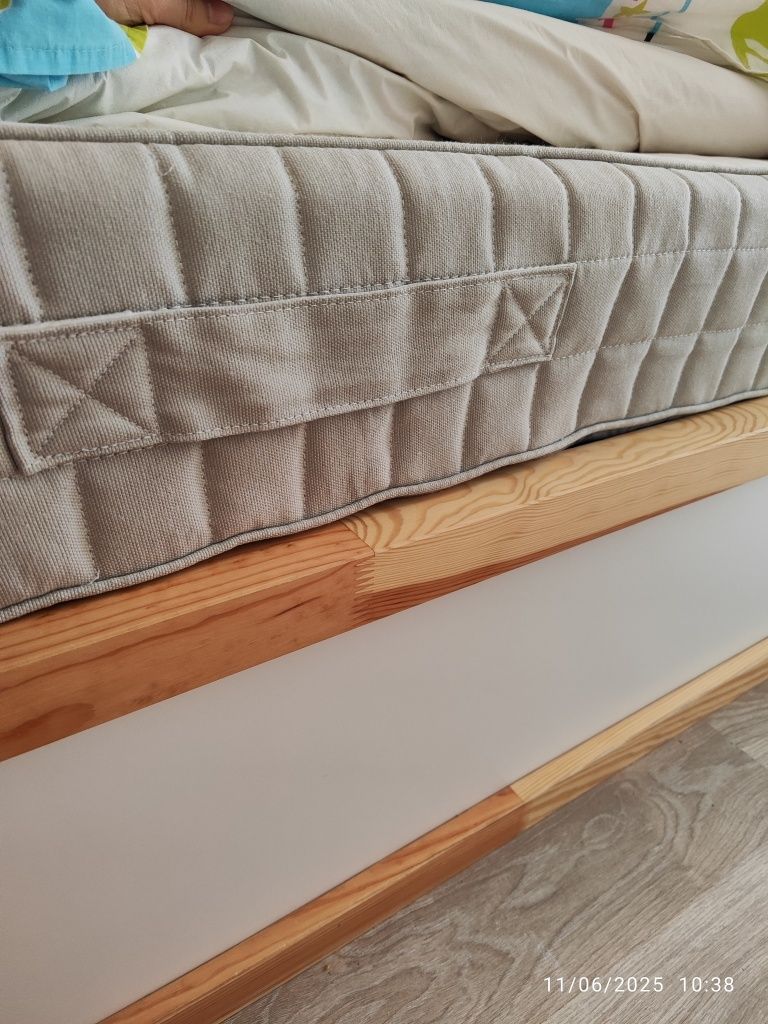 Colchão de molas firme IKEA - pouco uso