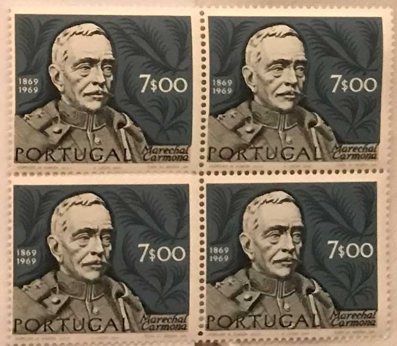 Quadra de selos novos de 7$00 - 1. Cent. nasc. Marechal Carmona - 1970