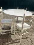 Conjunto mesa + cadeiras