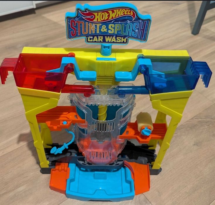 HotWheels Stunt & splash car wash myjnia samochodowa hot wheels