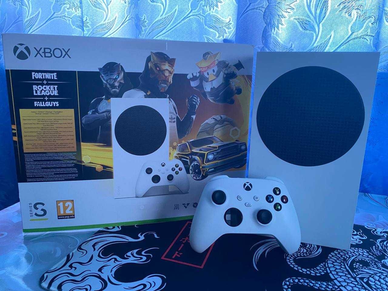 Ігрова консоль Microsoft Xbox Series S 512GB Gilded Hunter Bundle