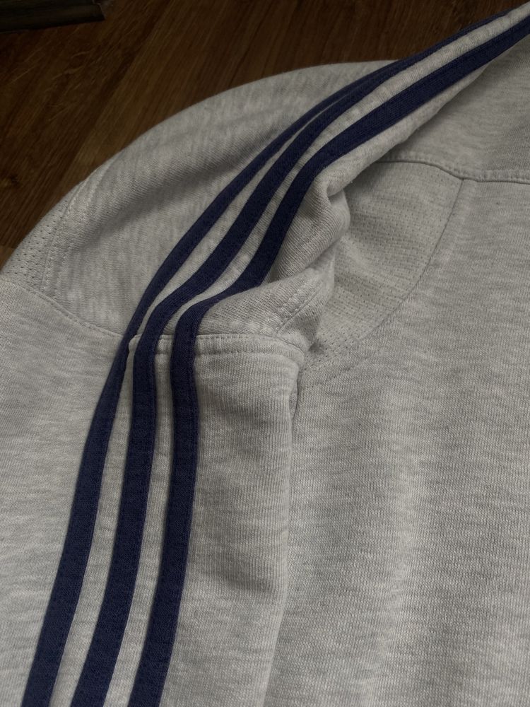 Серый винтажный свитшот adidas originals с лампасами