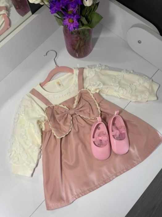 Продаю дитячий одяг