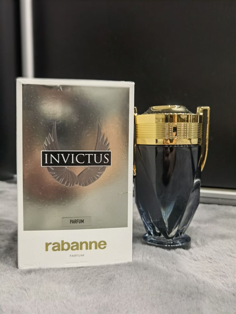 100ml/200ml flakon z ubytkiem Rabanne Invictus Parfum