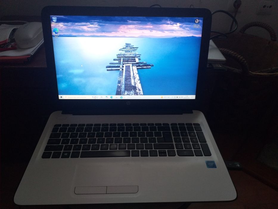 Portátil HP Notebook 4GB de RAM