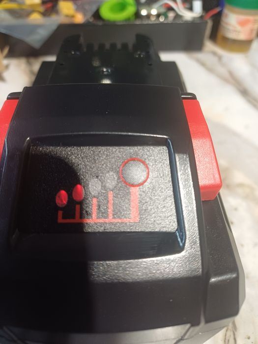 Аккумулятор Milwaukee M18 15Ah