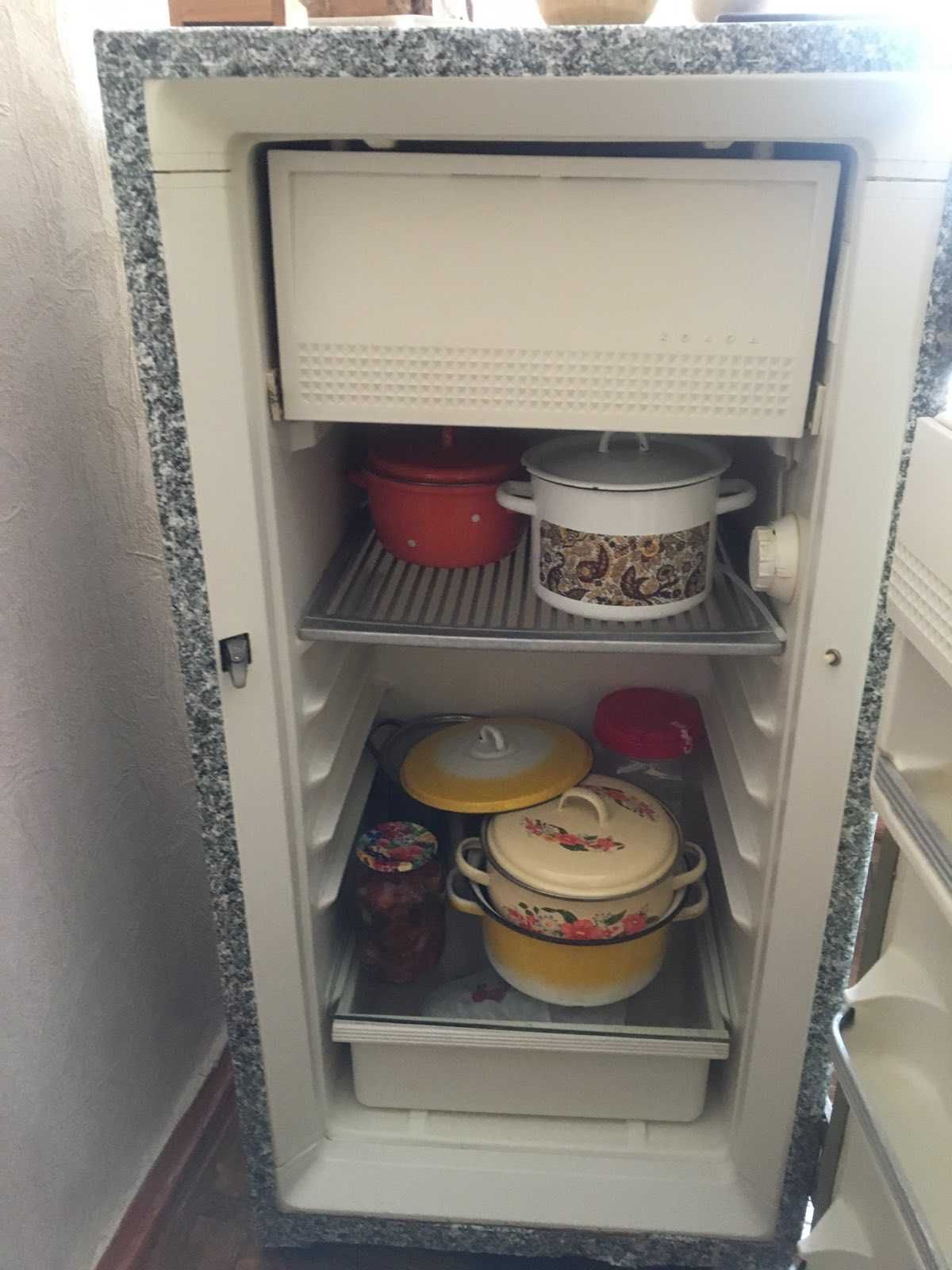 Продам однокамерный холодильник в рабочем состоянии  пр-ва ссср