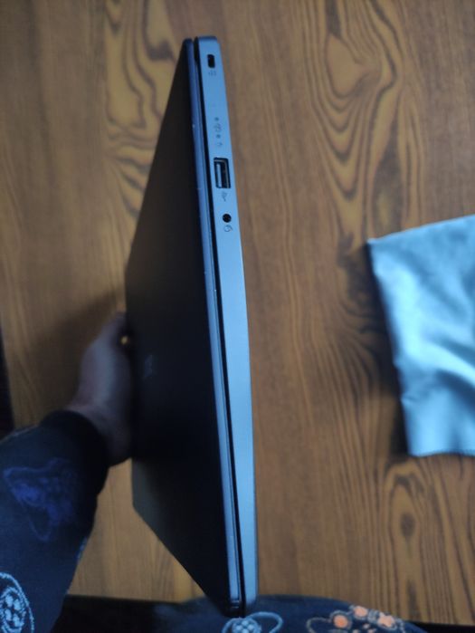 Acer Aspire 5, i3 1005G1, 12/256.