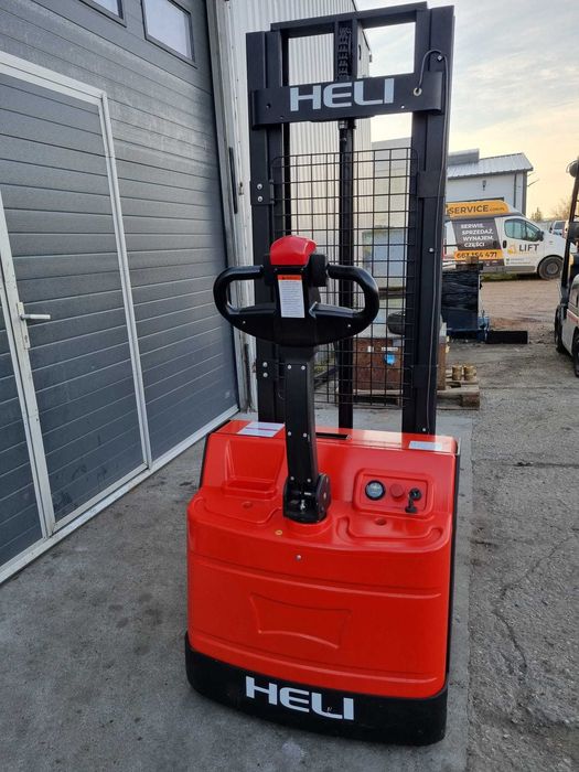 Wynajem wózka podnośnikowego, stackera - wysokość podnoszenia 3 m