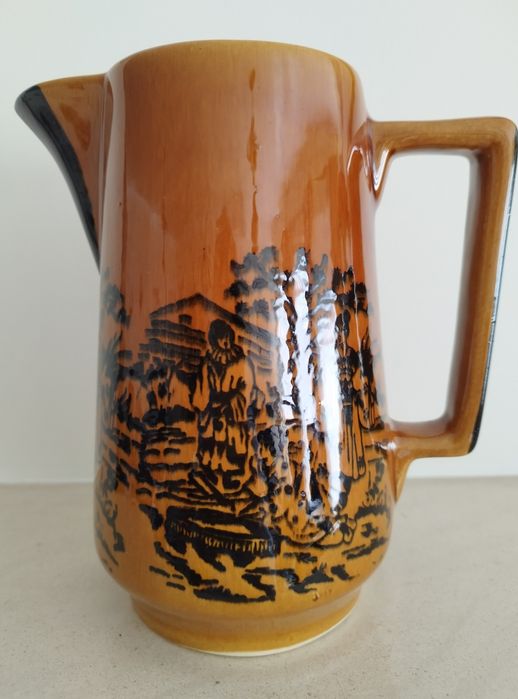 Jarro e dois pratinhos de porcelana (vintage anos 70)