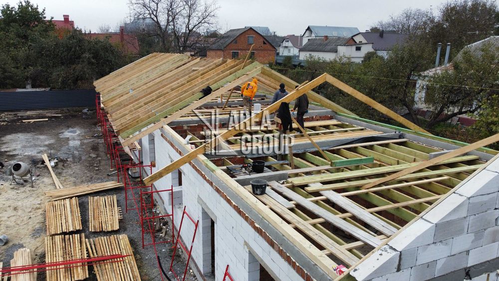 Стильний компактний будинок в класному районі