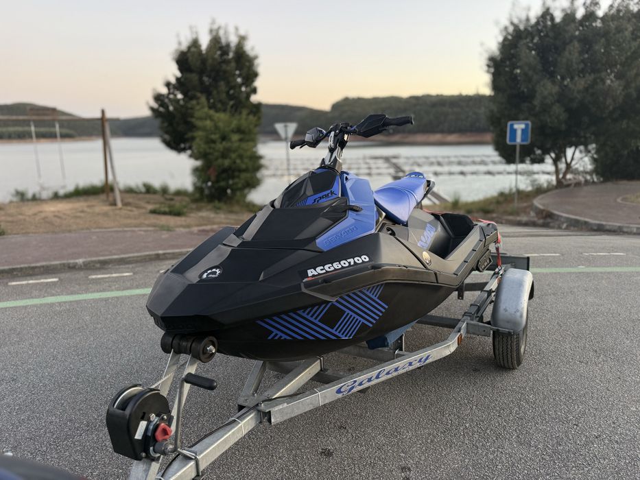 Mota de Água Seadoo Spark Trixx 90cv – 2023 - Garantia - IGUAL A NOVA