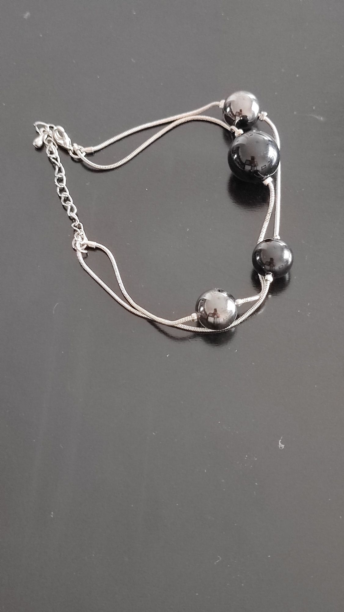 Bijuteria (conjunto de colar e pulseira)