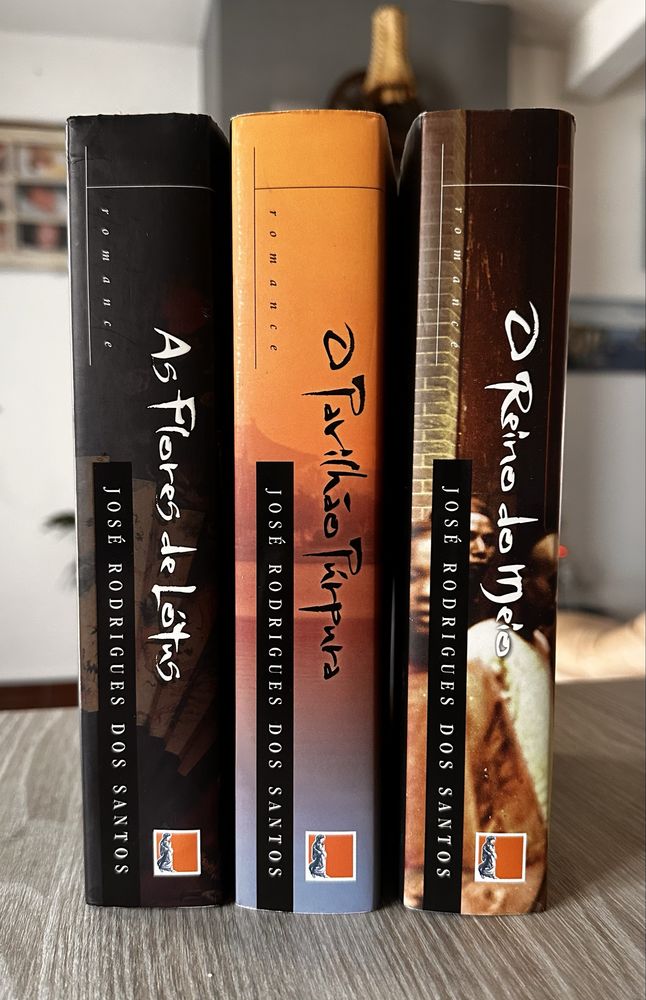 Trilogia de Lotus