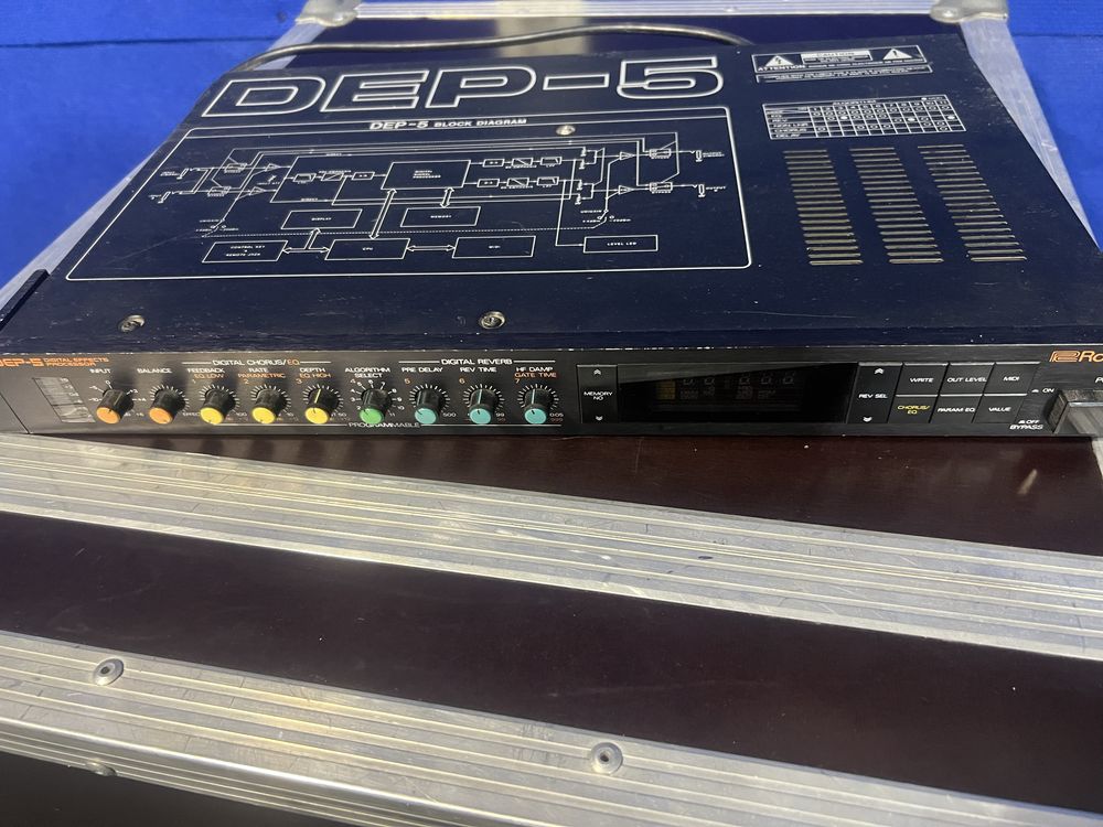 Roland DEP - 5 процессор ефектів