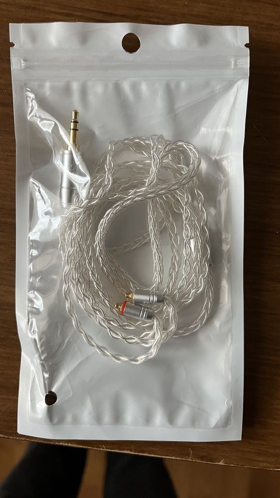 Kabel do sluchawek IEM KBEAR 8 rdzeniowy srebro.