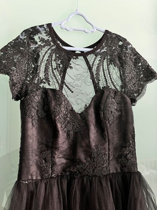 Krótka sukienka XS 34 Butik koronkowa góra Vinted elegant Czarna mini